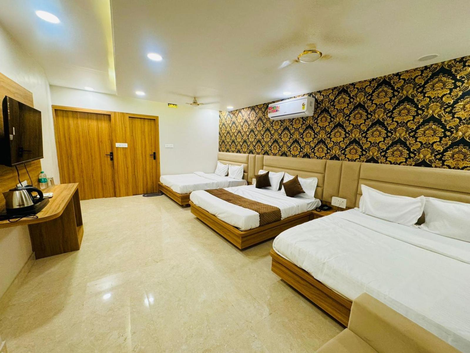 Hotel Najaf Palace Аджмер Екстериор снимка