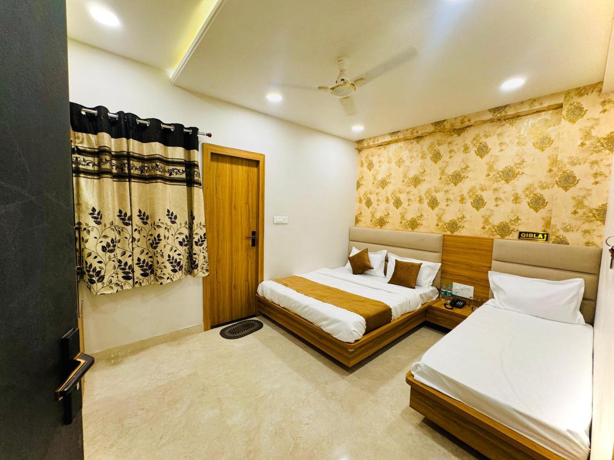 Hotel Najaf Palace Аджмер Екстериор снимка
