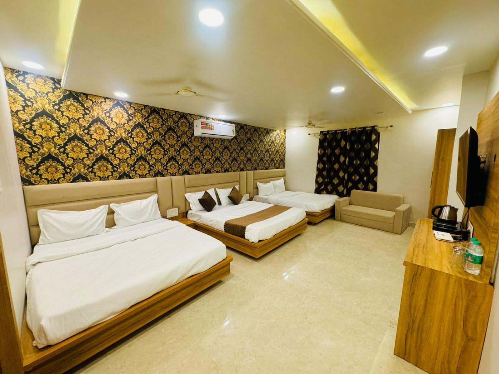 Hotel Najaf Palace Аджмер Екстериор снимка